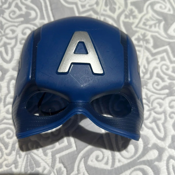 Captain America mask - Picture 1 of 3